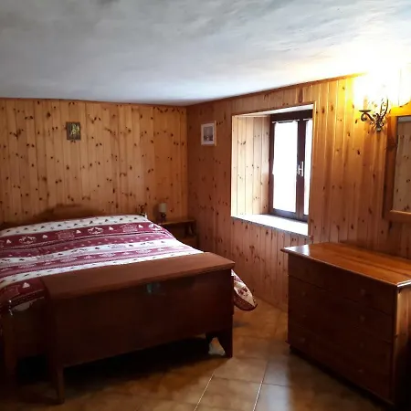 Irwes Apartamento *